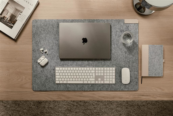 albon desk pad